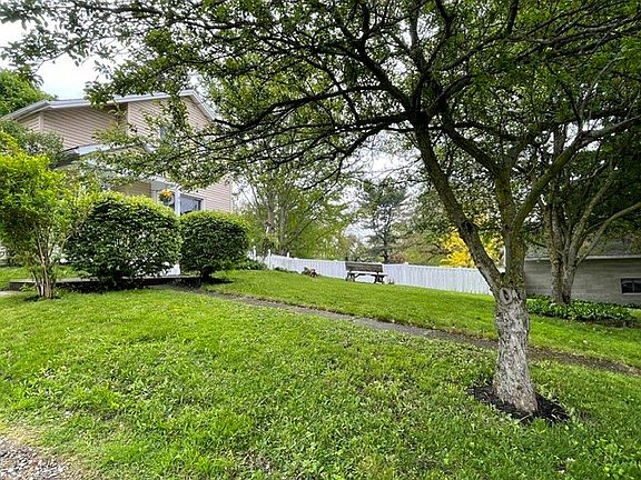 3rd image of 3001 Old French Rd