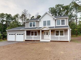 111 Currans Rd, Middle Island, NY 11953