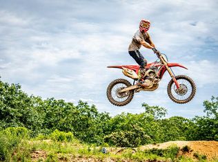 14406 S Clackamas River Dr, Oregon City, OR 97045