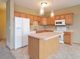 818 Ramsey St, Hastings, MN 55033
