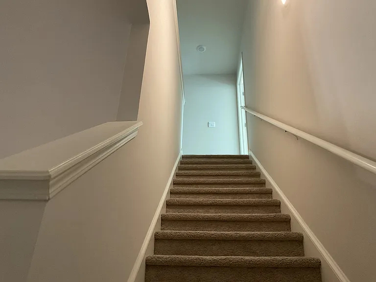 487 Stoneybrook Dr — Photo 28