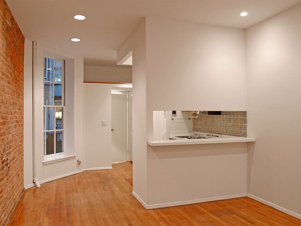 1st image of 322 E 81st St APT 1RW