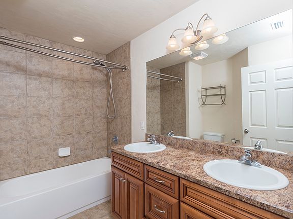 5th image of 10727 NW 65th Way