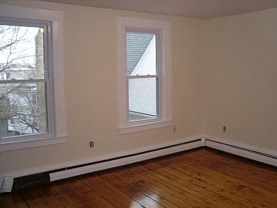 2nd image of 31 Union Sq