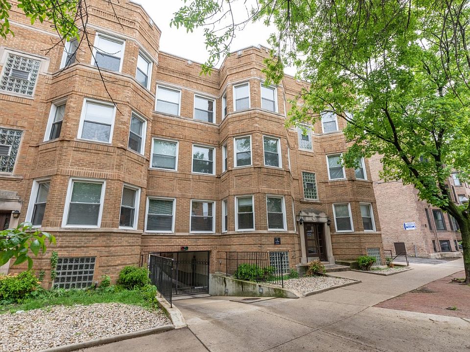 1st image of 3411 N Elaine Pl #1
