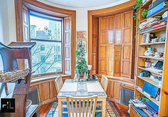5th image of 863 Carroll St APT 3A