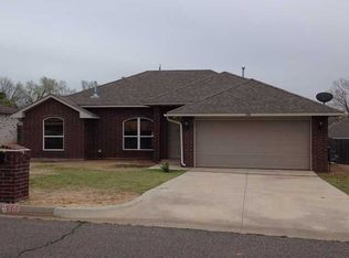 508 Woodbriar, Noble, OK 73068