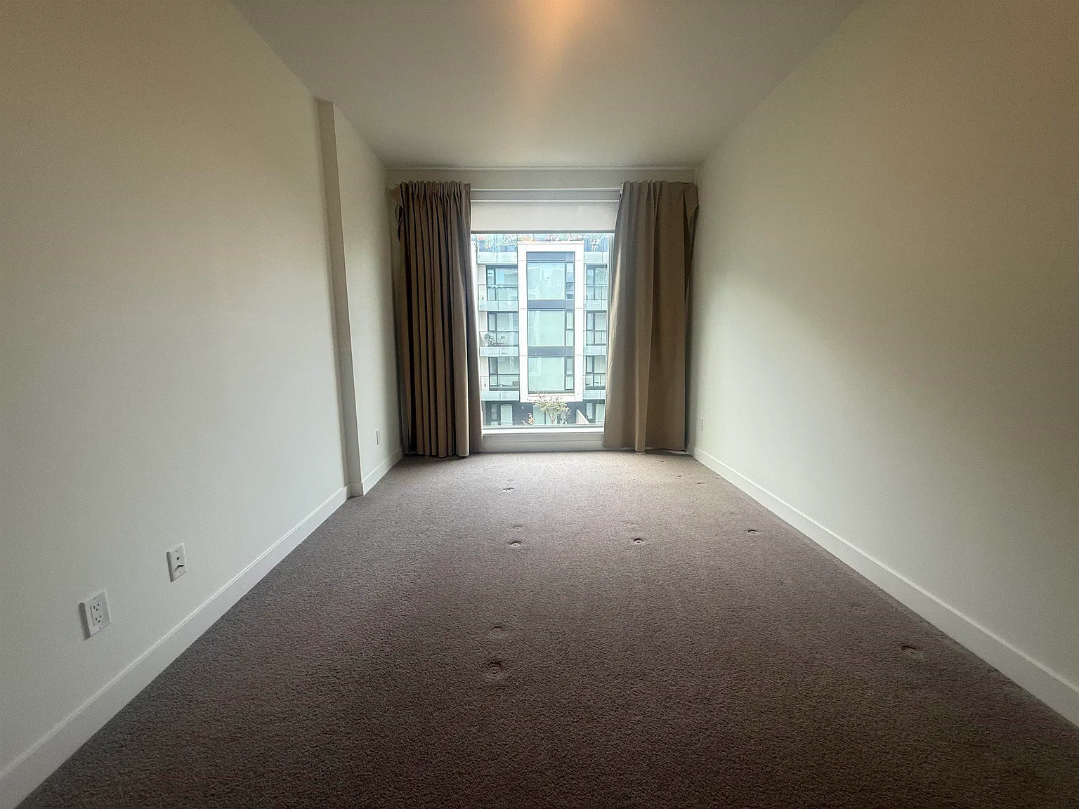 2 bed, 1714 sqft, $5,800 — Photo 3