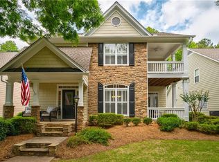 619 W Jackson St, Suwanee, GA 30024