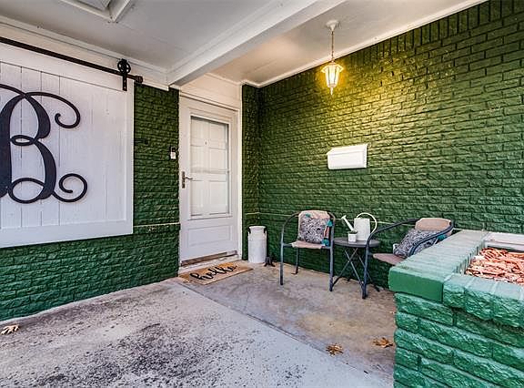 5th image of 4200 Wedgmont Cir S