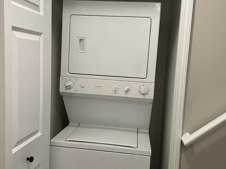 In Unit Washer Dryer