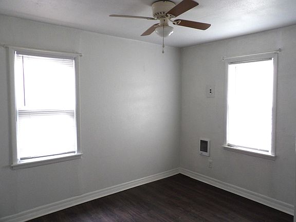5th image of 2220 NW Pollard Ave