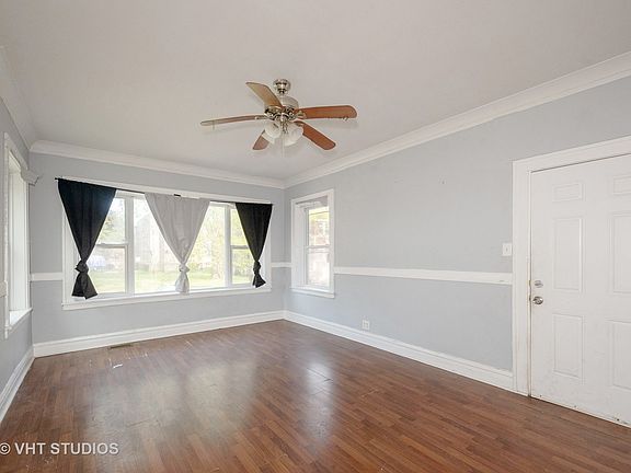 4th image of 7418 S Kingston Ave