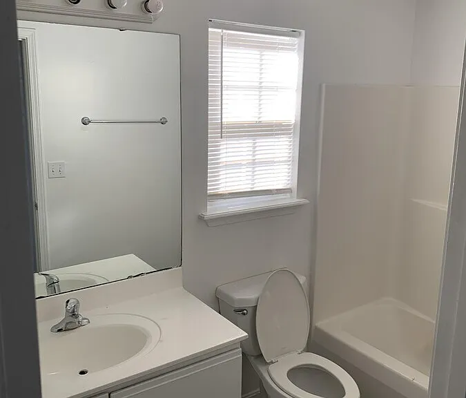 4220 Sunset Ave — Photo 2