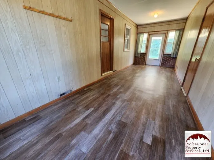 20741 Keadle Rd — Photo 2