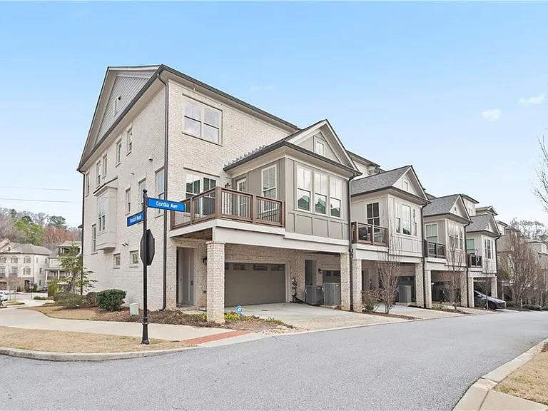 1135 Cordia Ave NW — Photo 5