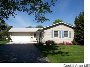 139 W Chestnut St, Jacksonville, IL 62650