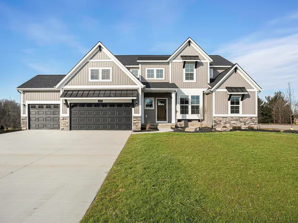 1935 Red Barn Rd, Hudsonville, MI 49426