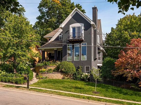 This home offers 3 bedrooms, 3 bathrooms, and 3,428 finished squarefeet