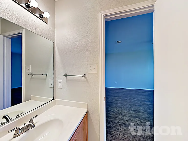 2513 Thousand Oaks Dr — Photo 11