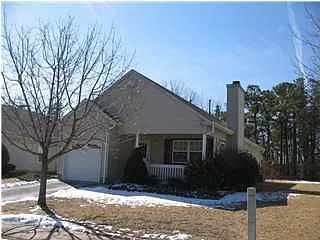 2385 Mount Hood Ln photo 1