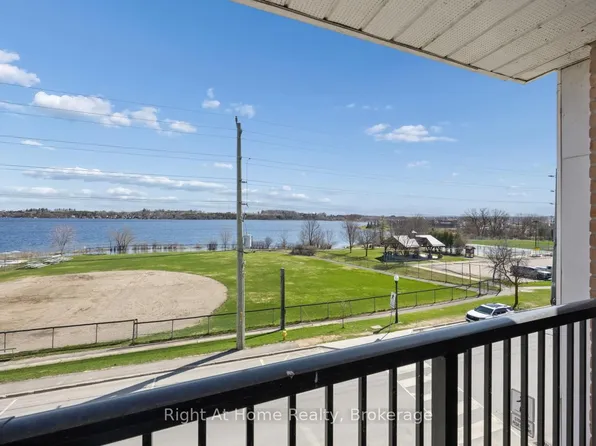 108 Water St #301, Scugog, ON L9L 1R2