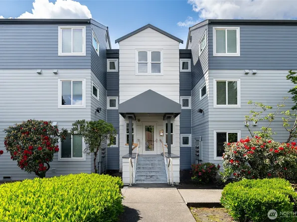 20320 Bothell-Everett Highway #D301, Bothell, WA 98012