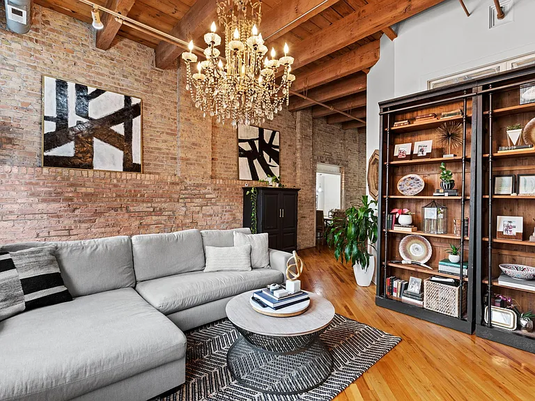616 W Fulton St #217 — Photo 8