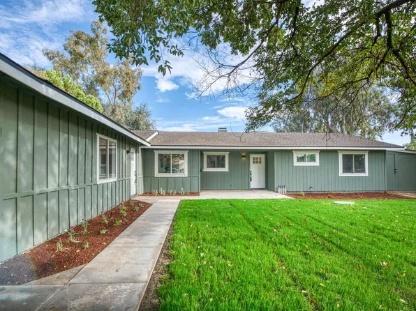 17367 Camden Dr, Madera, CA 93638