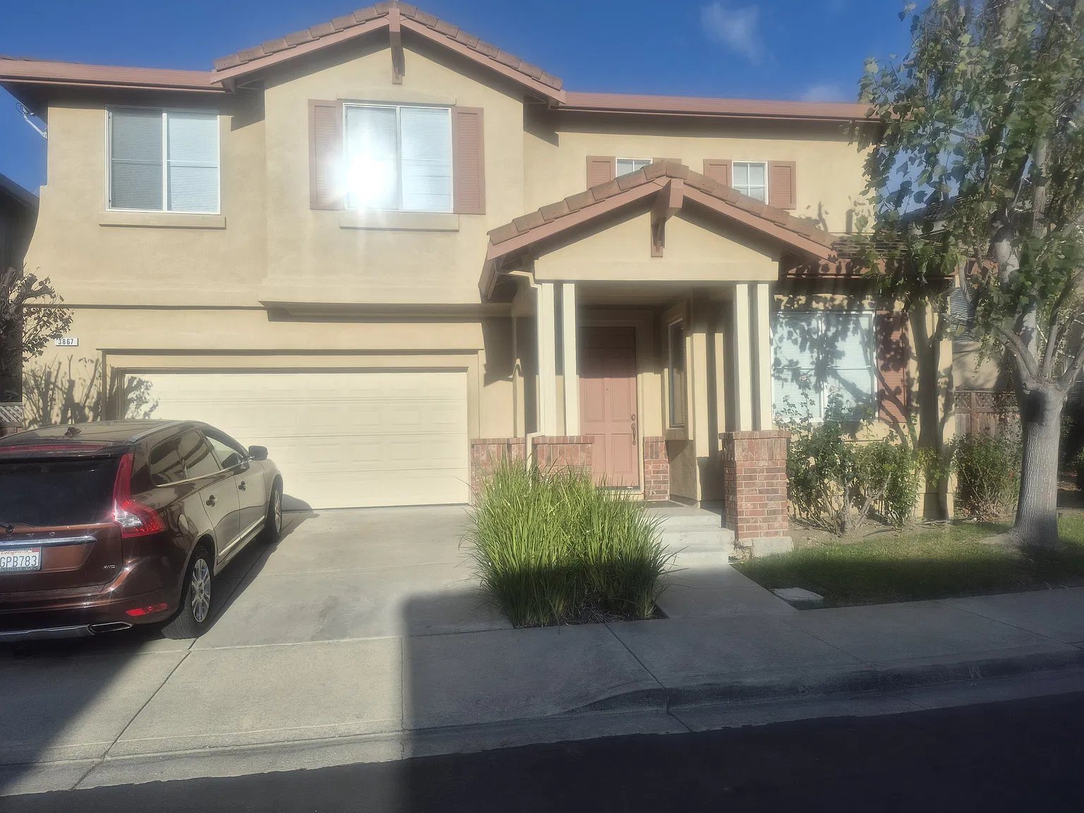 4 bed, 2650 sqft, $5,150 — Photo 1