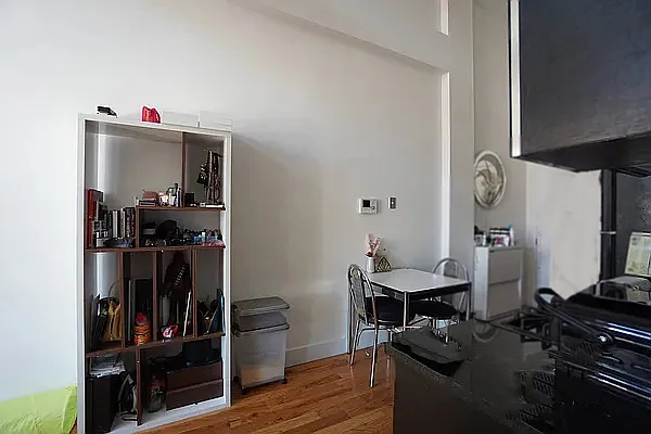 Rented by Compass | media 12