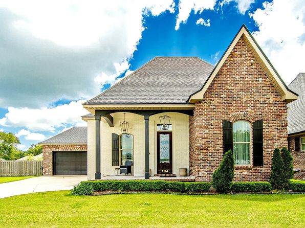 184 Godchaux Dr, Houma, LA 70360