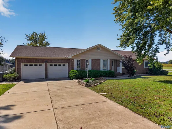 4610 Lake Breeze Rd, Southside, AL 35907