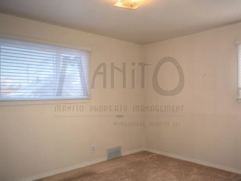 5127 N Walnut St — Photo 6