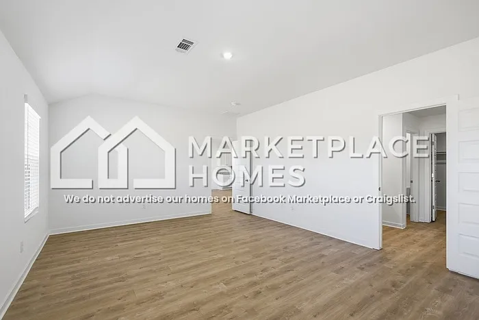 3040 Laredo Ln — Photo 13