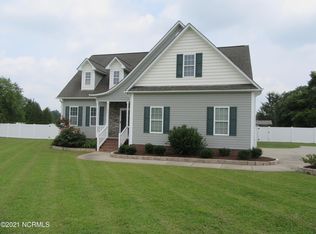 1231 Naples Dr, Greenville, NC 27858