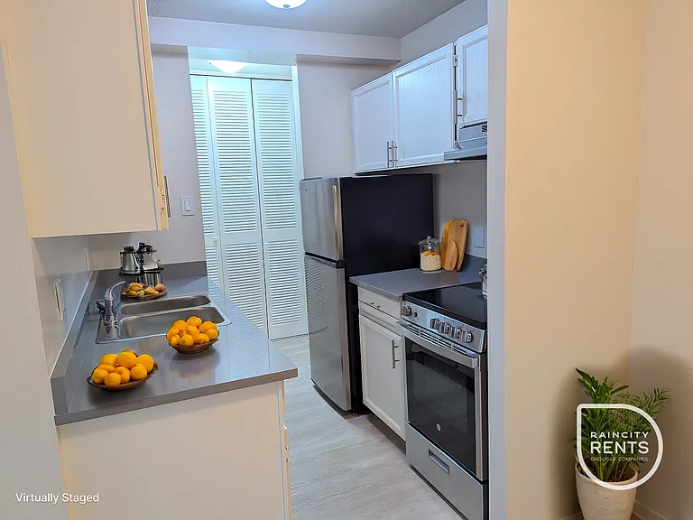 1150 Jervis St — Photo 29