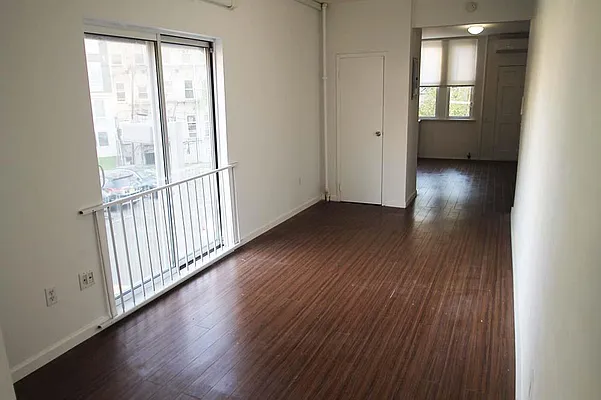 Rented by Space Marketing Shop | media 42