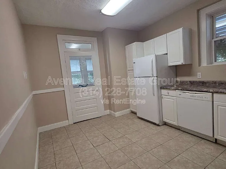 4956 Holly Hills Ave #2F — Photo 13