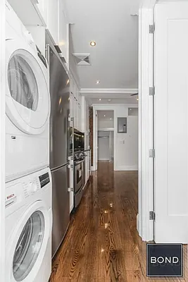 Rented by Bond New York | media 35