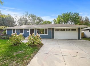 4724 105th Ln NE, Blaine, MN 55014