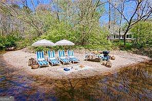 4th image of 331 Ridgewater Dr
