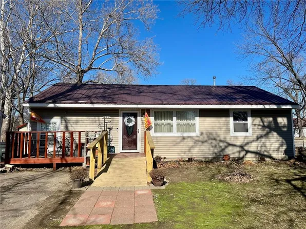 728 E Central St, Nevada, MO 64772