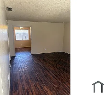 6090 N Poplar Ave #B — Photo 3