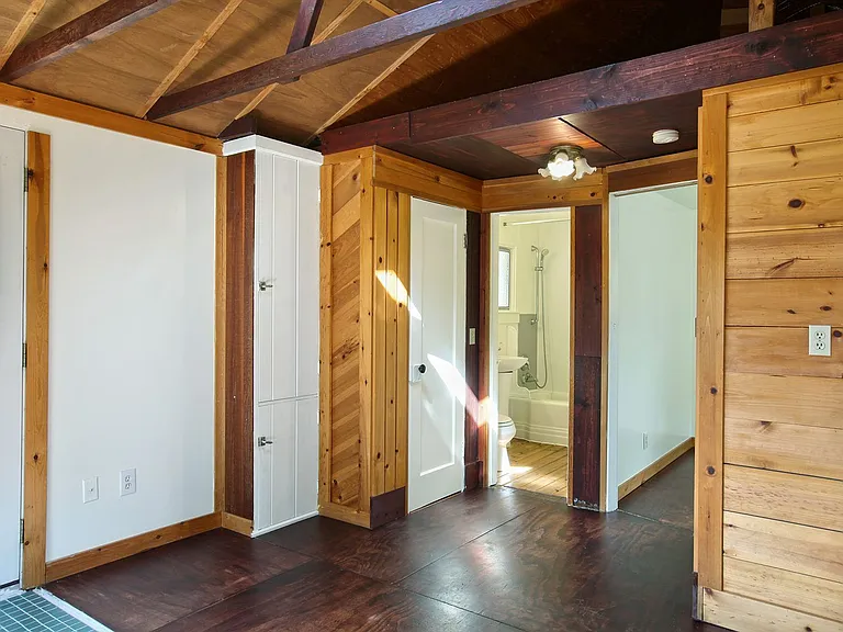938 Madrona Beach Rd — Photo 8