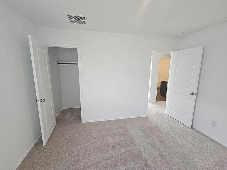 2318 Tornado Aly — Photo 16