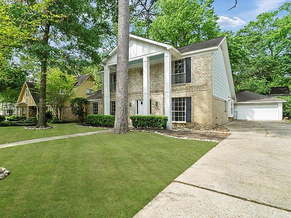 3rd image of 19507 Spoonwood Dr