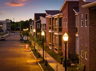 1776 S Watkins St #403, Chattanooga, TN 37404