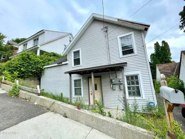 197 Vrooman Avenue, Amsterdam, NY 12010