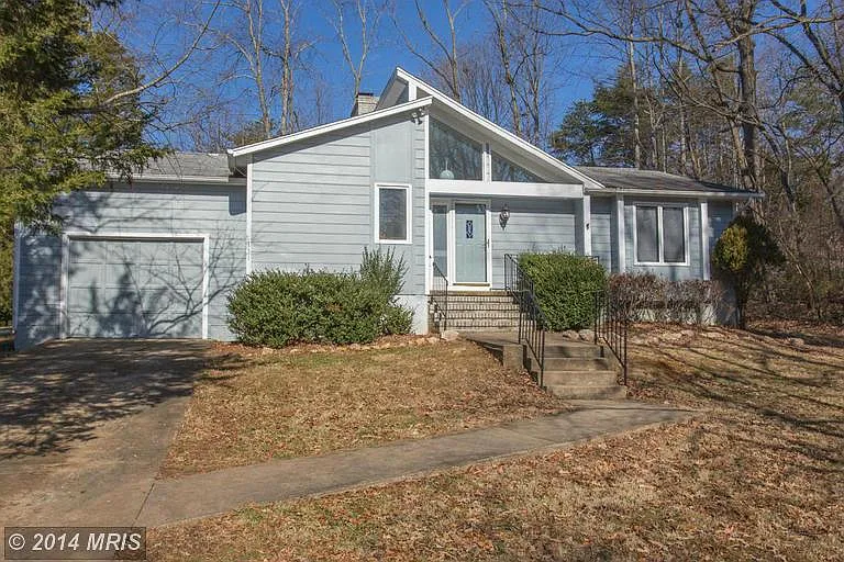 131 Harrison Cir photo 1
